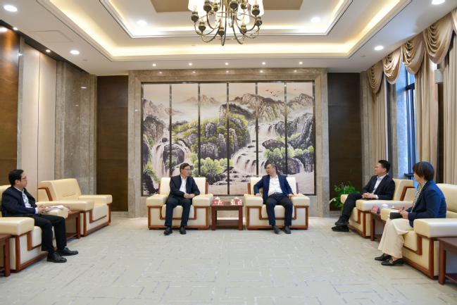 宋來接待上海市崇明區(qū)委常委、宣傳部部長陳立俊來訪