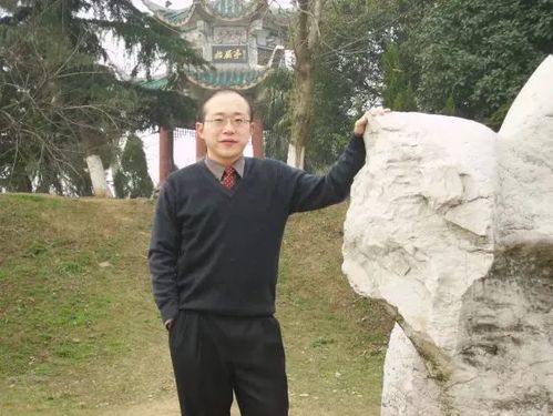 汪洋：  “從小事做起，沒有什么工作是沒用的”