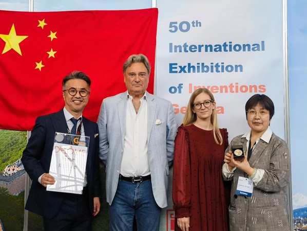 六新引領繪新篇 | “一鍵式繼電保護程序化校驗裝置”獲第50屆日內瓦國際發明展銀獎