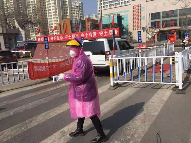 “我的名字叫‘共產黨員’”
